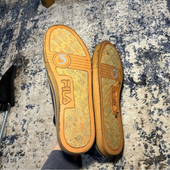 FILA Navy Blue Lace-Up Sneakers Size 8.5 - Picture 5 of 6